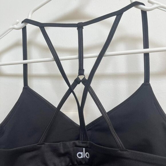 Black Alo Yoga lavish sports bra! - Picture 6 of 8